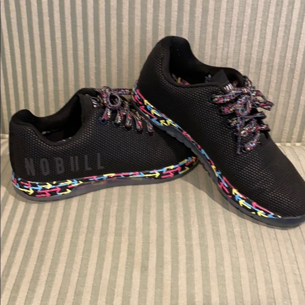 Limited edition United in Movement NOBULL shoes